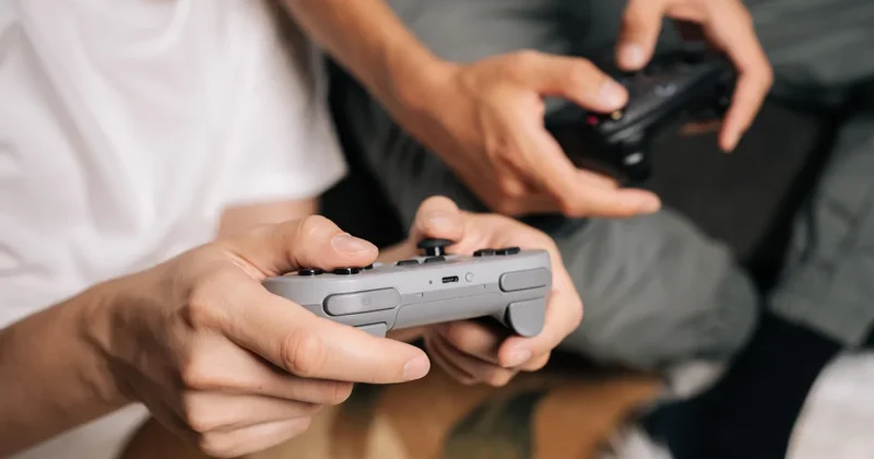 Play video games? You, too, could become an air traffic controller