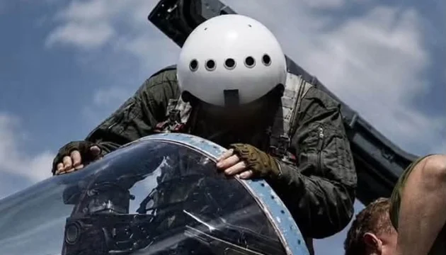 Su-27 fighter pilot destroys Russian artillery position in Zaporizhzhia region
