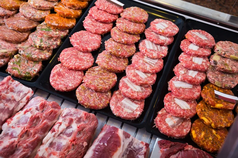Scientists put pig gene into lettuce to make plant-based burgers taste like meat