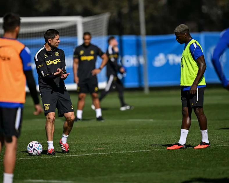 Chelsea coach, Xabi Alonso rates Moises Caicedo