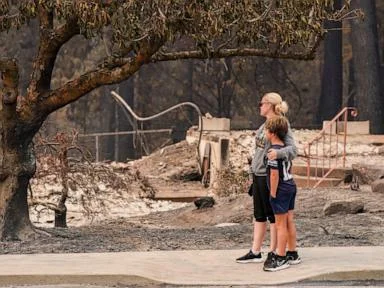 As Wildfires rage in Washington state, poor air quality and extreme heat continue