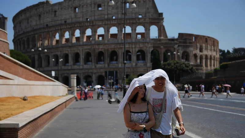 Italy places all major cities on red alert as heatwave grips Europe