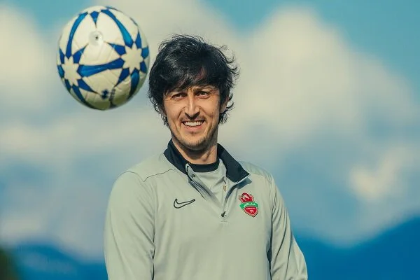 Sardar Azmoun linked with Esteghlal