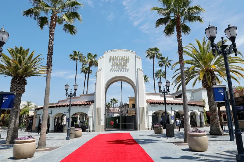 Universal Studios Hollywood warns of measles exposure after infected guest roamed for hours