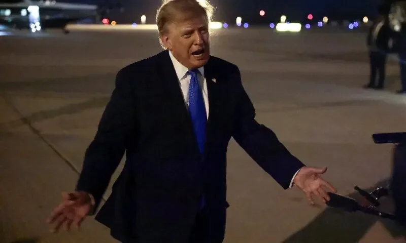 Trump warns Iran to open Strait of Hormuz or get 'hit very hard'