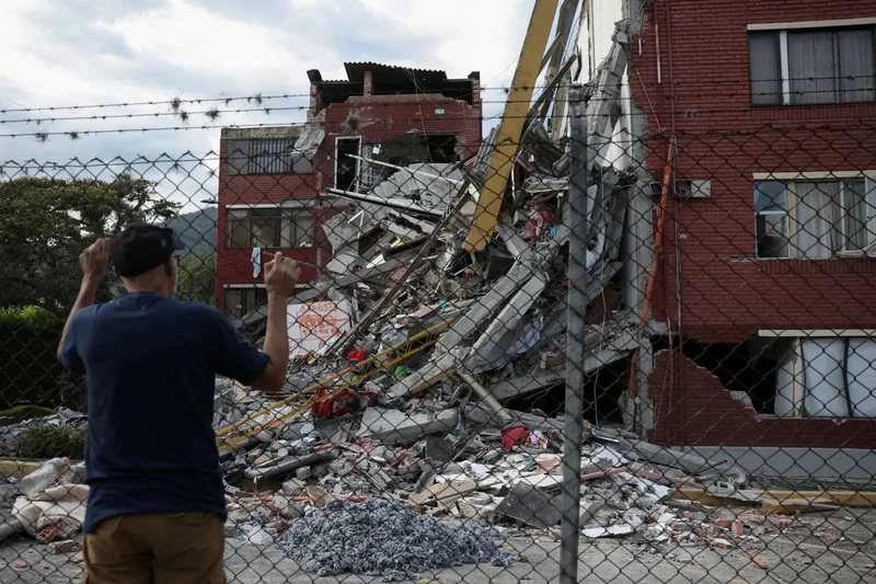 Colombia’s rescuers search rubble as hope fades on finding survivors