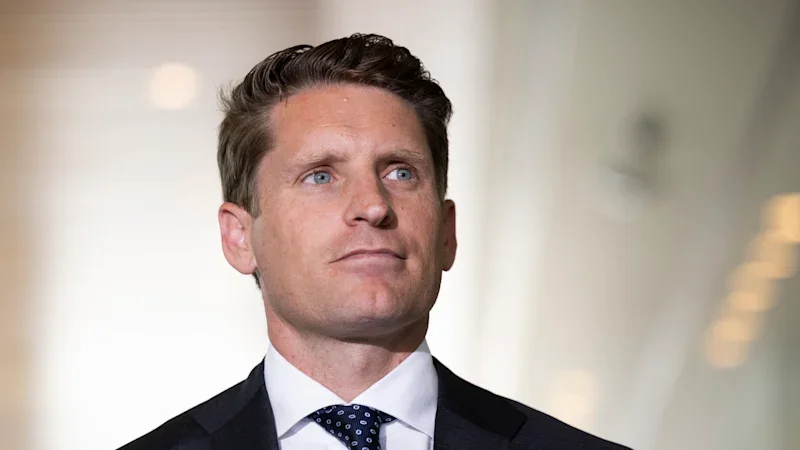 Liberal Andrew Hastie faces mounting pressure from One Nation as party ramps up national expansion