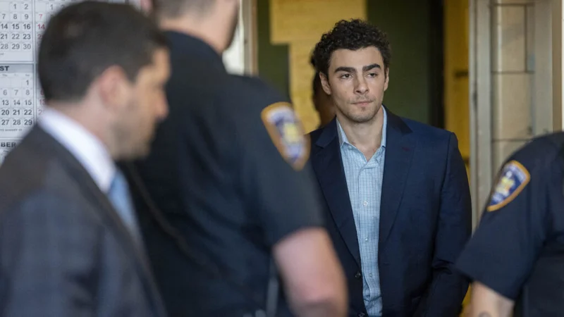 Luigi Mangione pleads guilty to federal stalking charges in the killing of UnitedHealthcare CEO