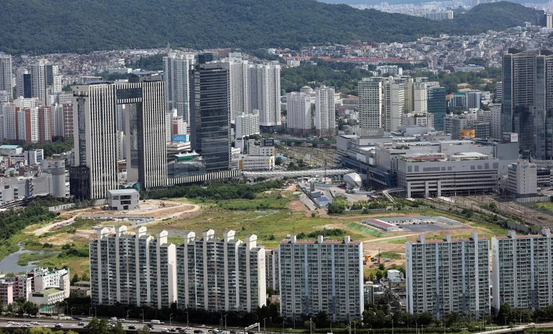 Korea's housing loan rules become patchwork of regulations, side effects, exceptions