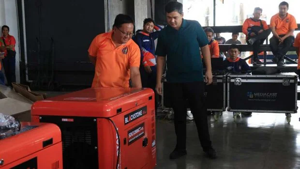 Batac City distributes generator sets to 43 barangays