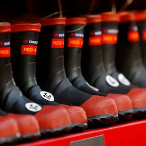 Skellerup gives earnings a boot amid mixed messages from companies – Market close