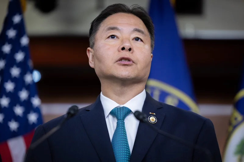 'AI Kill Switch' bill needs to be passed this year amid ongoing rogue agent hacks, Rep. Lieu says