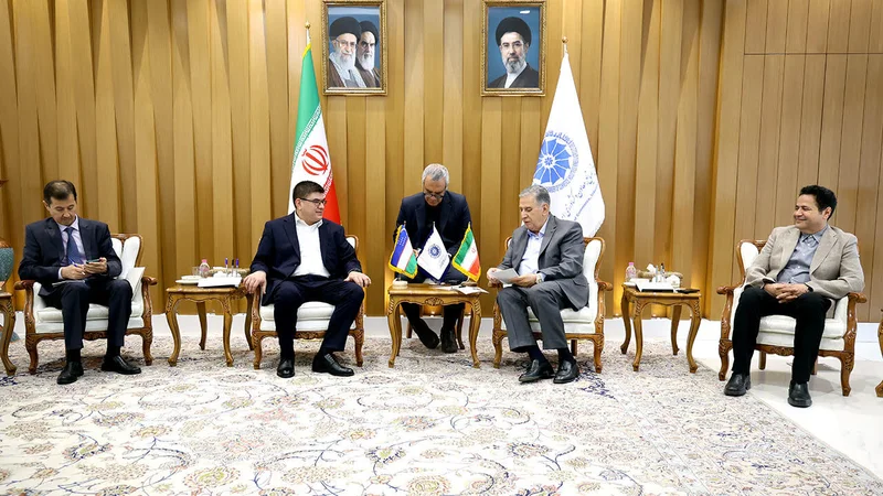 Iran, Uzbekistan discuss removing barriers to bilateral trade
