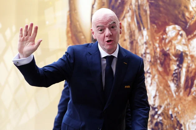 Gianni Infantino calls emergency Fifa meeting as pressure mounts
