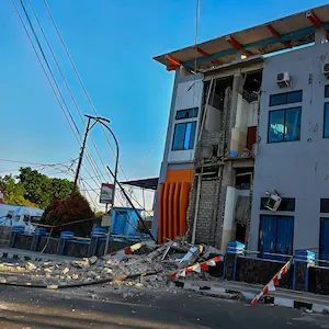 Indonesia earthquake: Two people dead and tsunami warning issued after 7.7 magnitude quake