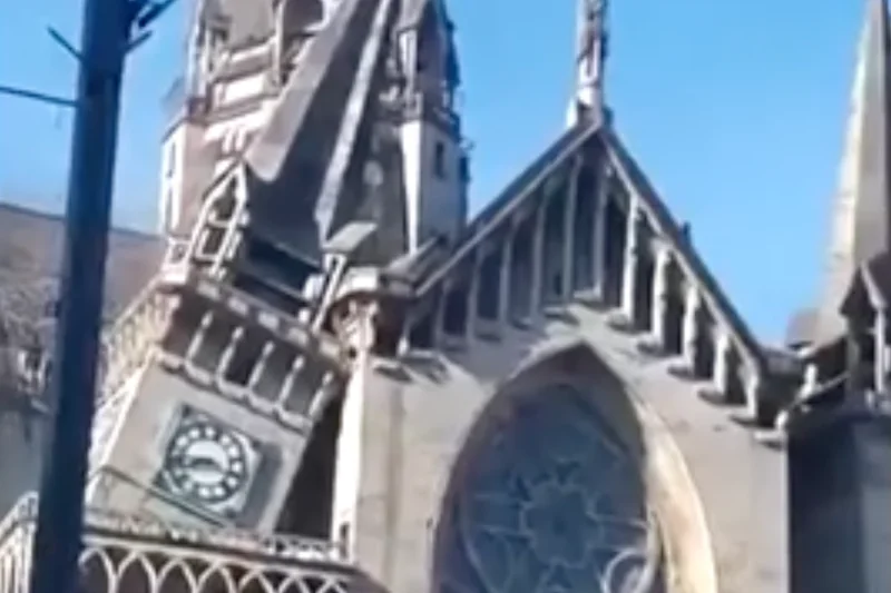 Tower of Colombia’s tallest cathedral collapses after 7.4-magnitude earthquake