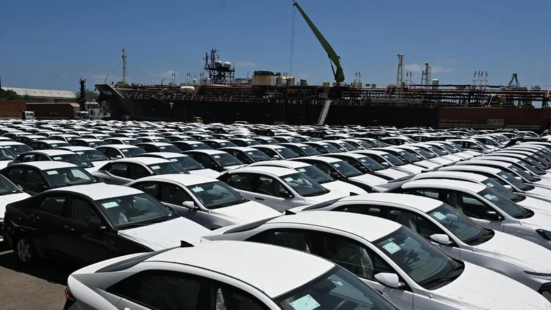 Auto wholesales pick up speed, firms report best ever show, register high double-digit growth led by Maruti, Tata, Hyundai, Kia