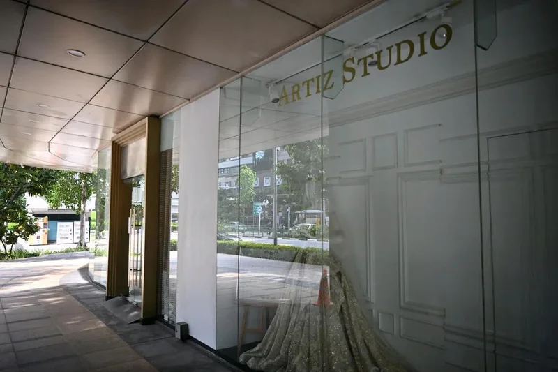Carlton Hotel takes back space formerly occupied by Korea Artiz Studio