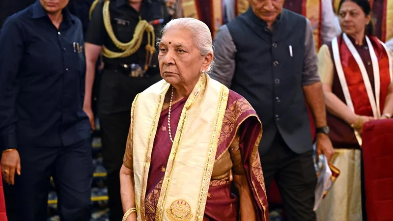 Uproar over U.P. Governor highlighting shortcomings, Opposition calls governance ‘trouble engine’