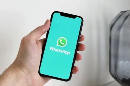 WhatsApp’s new Scam Alert feature will flag scam messages while keeping your chats private