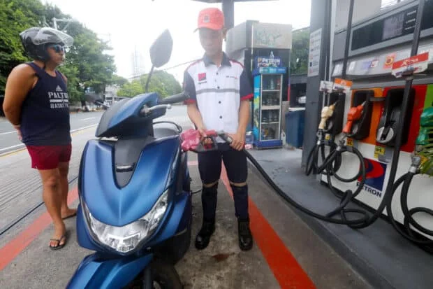 P5/liter fuel rollback seen on Aug. 11
