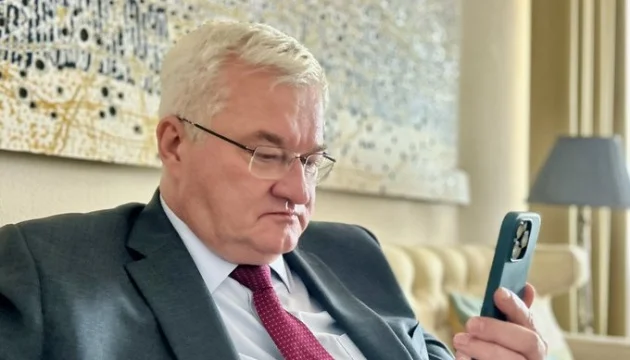 Ukraine, Belgium FMs hold talks in shelter as air raid alert sounds in Kyiv