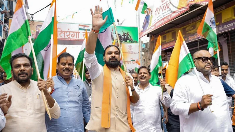 Thousands participate in Tiranga Yatra in Bihar, Jharkhand