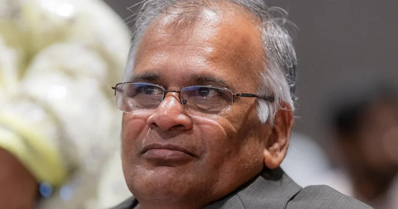 In Jeyamohan’s novel, low-caste workers break blocks of ice for the British in horrifying conditions