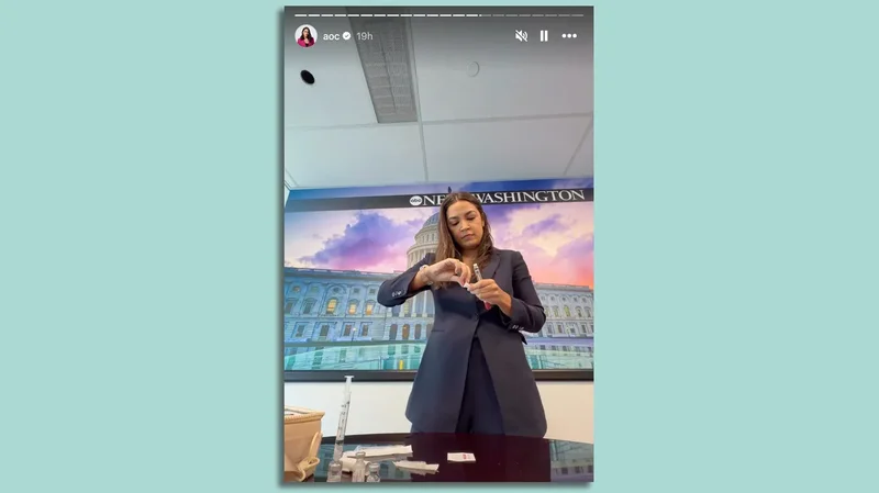 "Not helpful": White House winces over conservatives bashing AOC for egg freezing