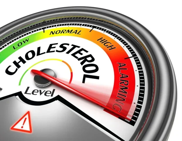 Blood filtration method helps clear circulating lipids and toxic microplastics