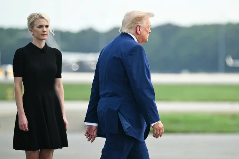 Trump aide Natalie Harp signs note to him ‘With all my heart’ and gushes that she forgets to eat and sleep: report