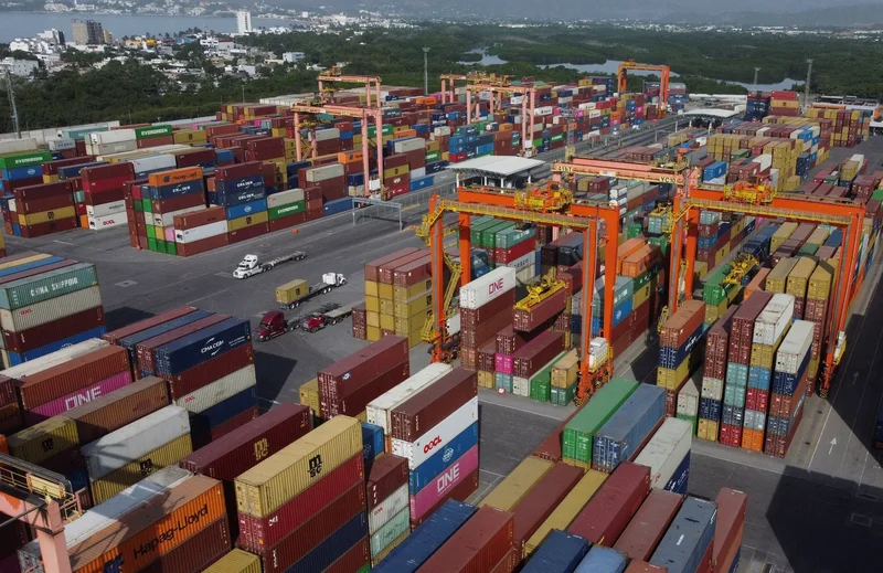 Global Goods Trade Hits US$13.7 Trillion on Higher Prices