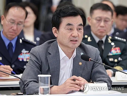 (LEAD) Defense ministry reaffirms push to set OPCON transition timeline by year-end
