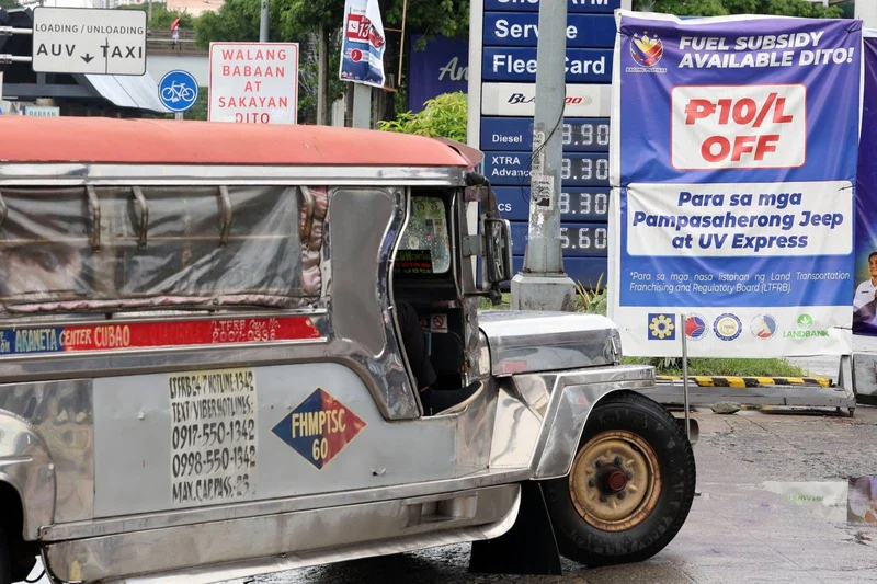 Fuel discount subsidy for transport sector raised to P12 per liter