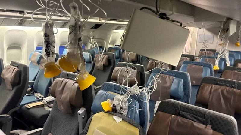 Why was Singapore flight turbulence severe? | Explained
