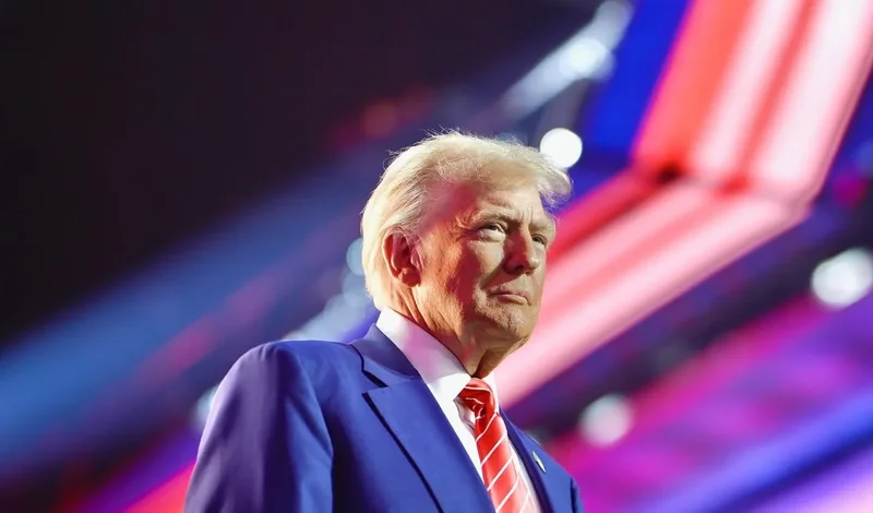 Trump admits to secret plane swap over Iranian threat