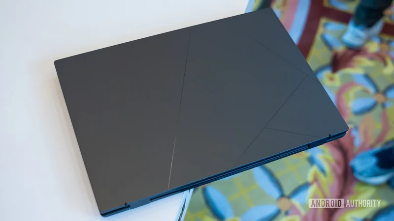 Our first look at the ASUS Googlebook shows Google’s laptop plans taking shape