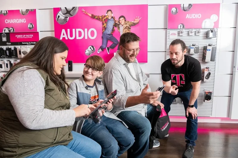 T-Mobile's next Un-carrier move introduces new 36-month plans to keep customers locked in longer