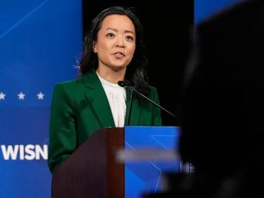 In test of Democratic Party's future, next stop is in battleground Wisconsin
