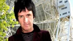 Find funding and save Jodrell Bank, stars say