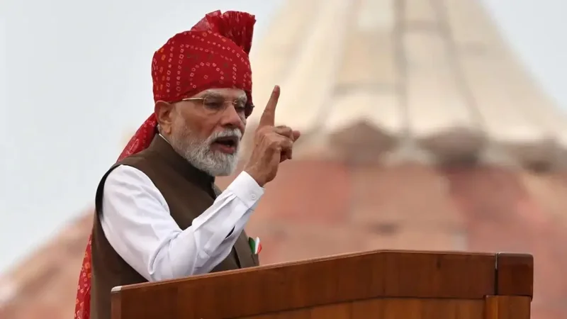Armed Naxals gone, now identify &amp; isolate 'dimagi Naxals': PM Modi on Independence Day