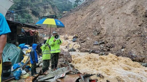 Benguet residents warned as 'habagat' triggers floods, landslides