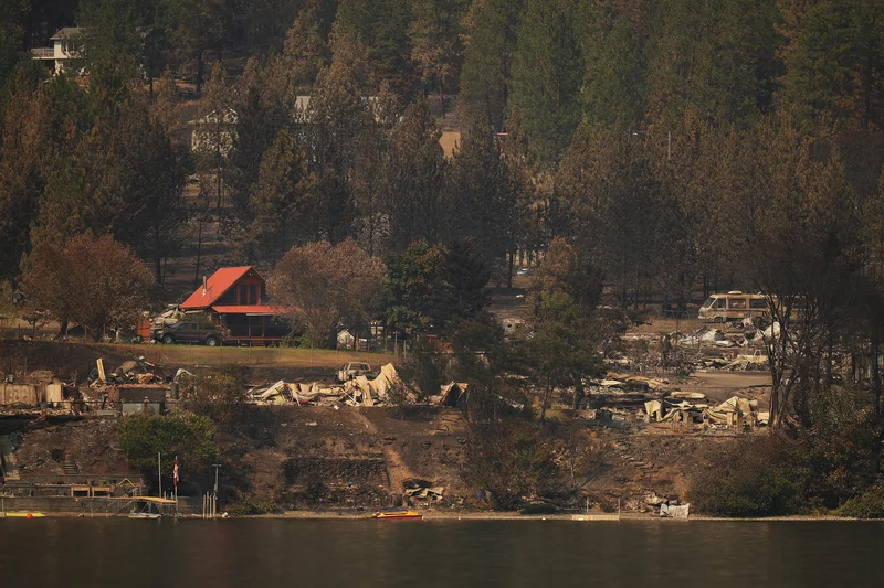 Volunteers in B.C.’s North Okanagan provide help, supplies to wildfire evacuees