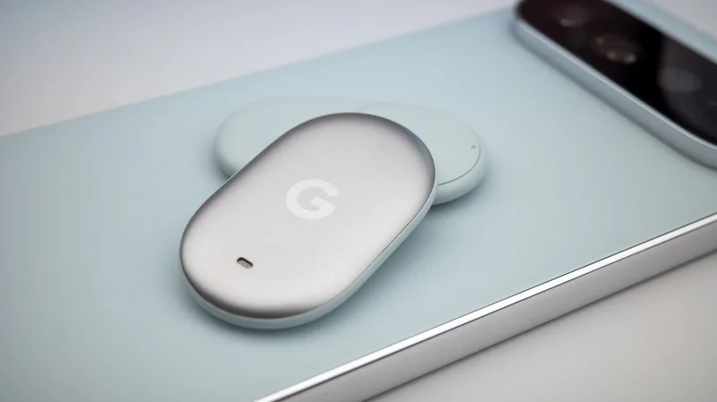 Meet the Pixel Tag, Googles answer to the Apple AirTag