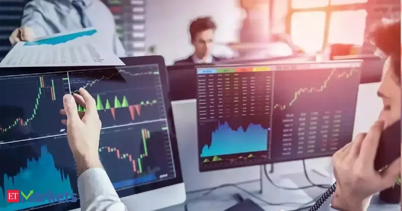 Rising interest in retail trading of high-yield corporate bonds reflects shifting investor strategies in a changing market