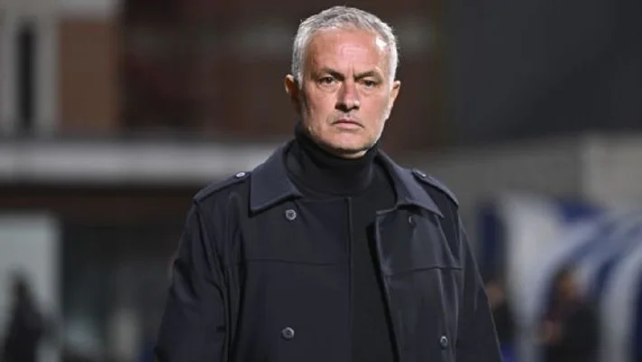 LaLiga: ‘It’s done, you’re finished’ – Ex-Man United star, Quinton Fortune warns Flick over Mourinho