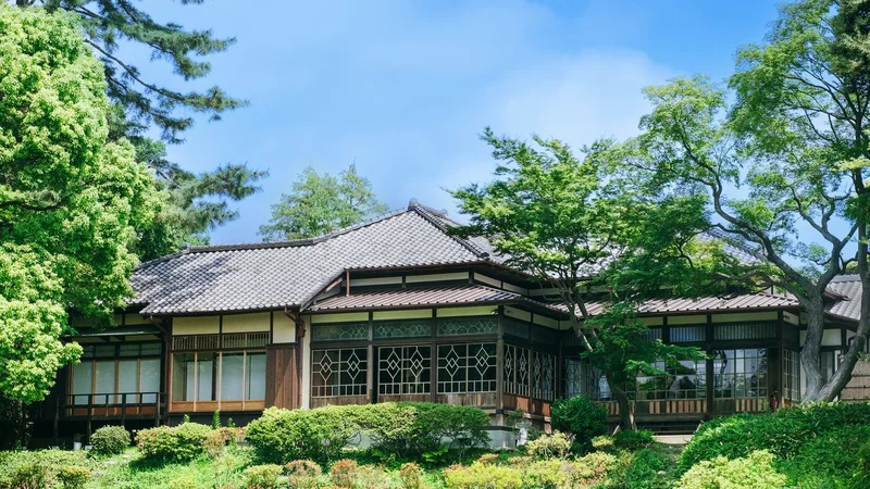 The Tekigaisō Gallery Café: Behind the Scenes of History