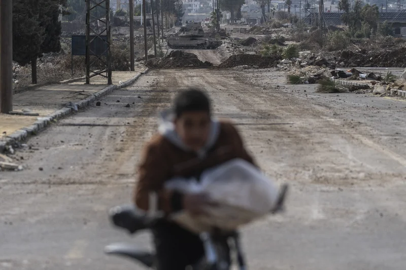 Israeli forces establish checkpost in fresh S. Syria incursion