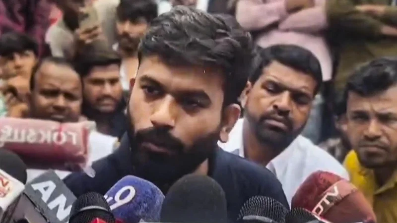 Should be mandatory for education officials to send their kids to govt schools, says Abhijeet Dipke