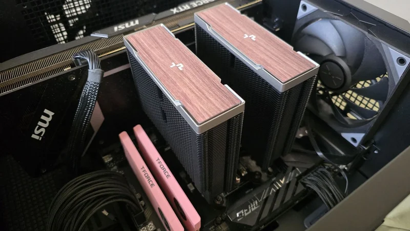 DeepCool AK620 and AK400 G2 Review: Quiet and powerful, with woodgrain or a digital display